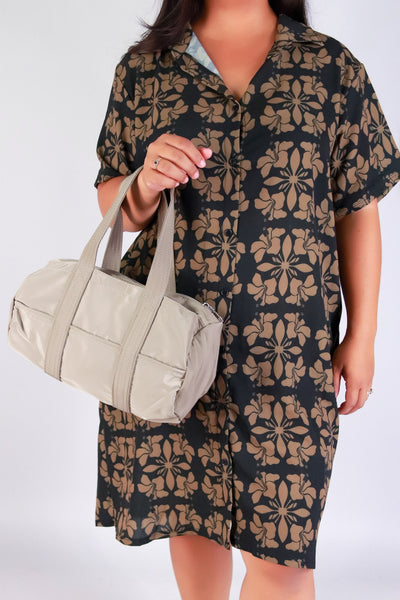 Jeans Warehouse Hawaii - TOTES - YOGA TOTE | By DUELLE FASHION INC