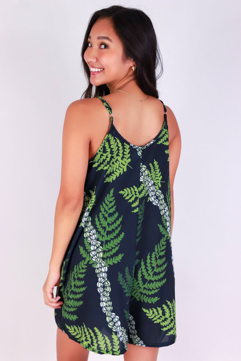 Jeans Warehouse Hawaii - PRINT CASUAL ROMPERS - PIKAKE PALAPALAI NO WAIST ROMPER | By LUZ