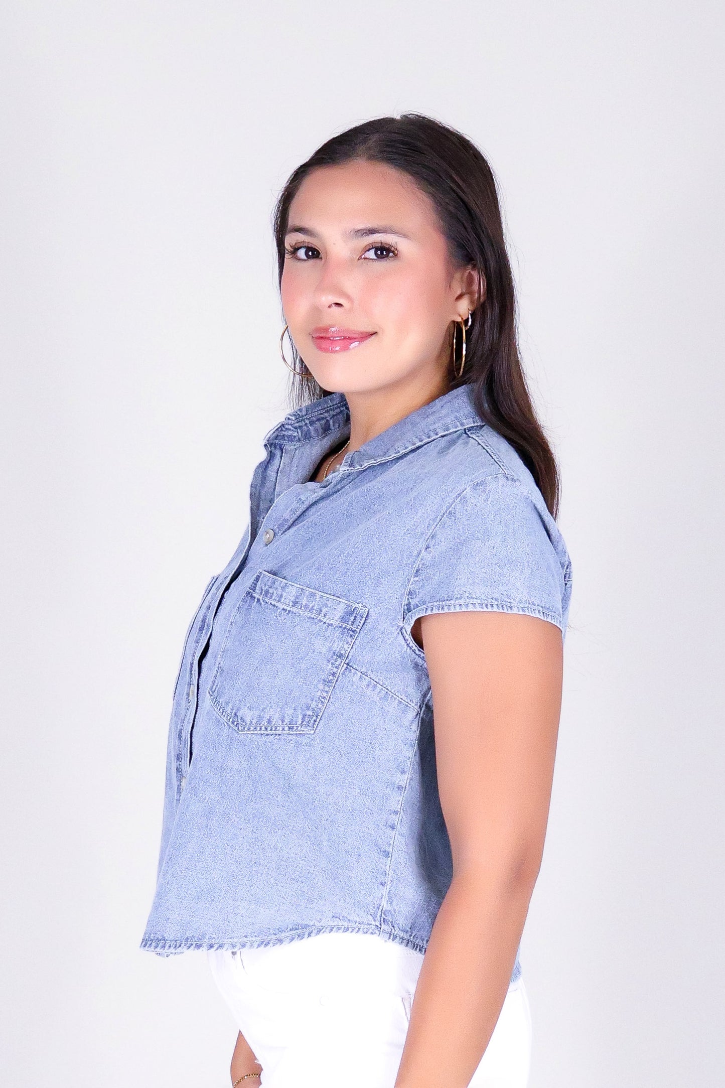 CASUAL MUSE BUTTON DOWN TOP