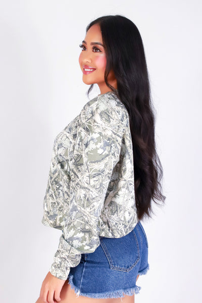 WILD MOOD HUNTING CAMO SWEATER