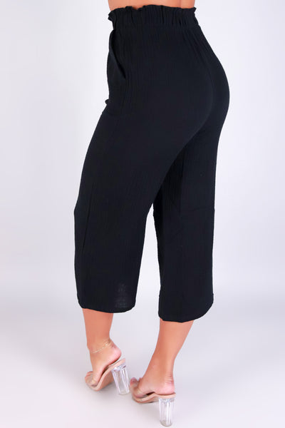 Jeans Warehouse Hawaii - SOLID WOVEN CAPRI'S - THE SOFT EDIT PANTS | By IRIS