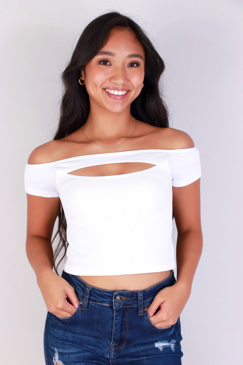 Jeans Warehouse Hawaii - SS CASUAL SOLID - TEASE ME CROP TOP | By ANWND