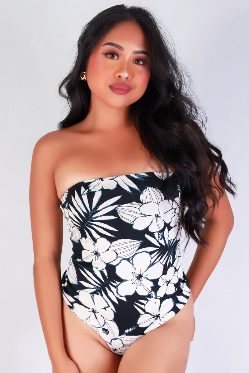 Jeans Warehouse Hawaii - Bodysuits - STAY WITH ME TUBE BODYSUIT | By PAPERMOON/ B_ENVIED