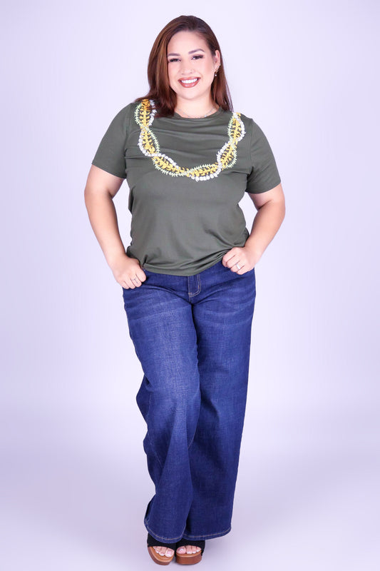 INTERTWINED LEI TEE