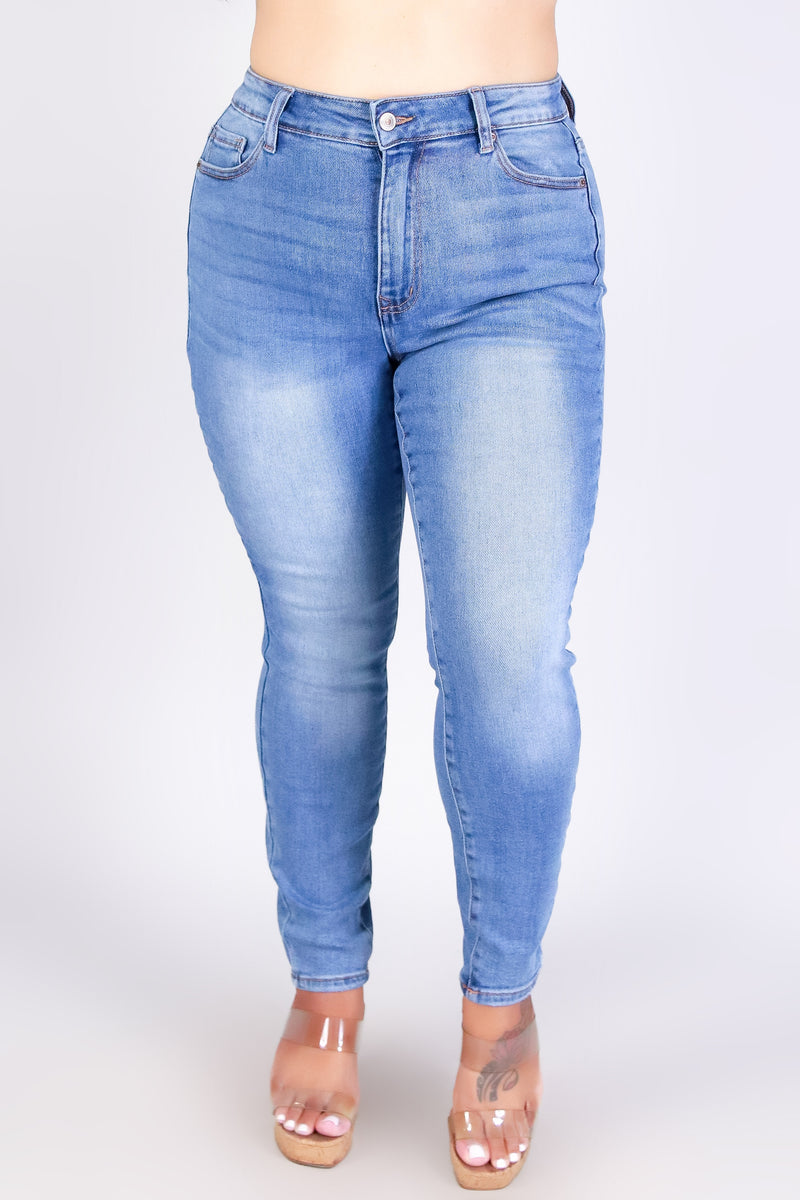 SWEET CURVE HIGH WAISTED JEANS