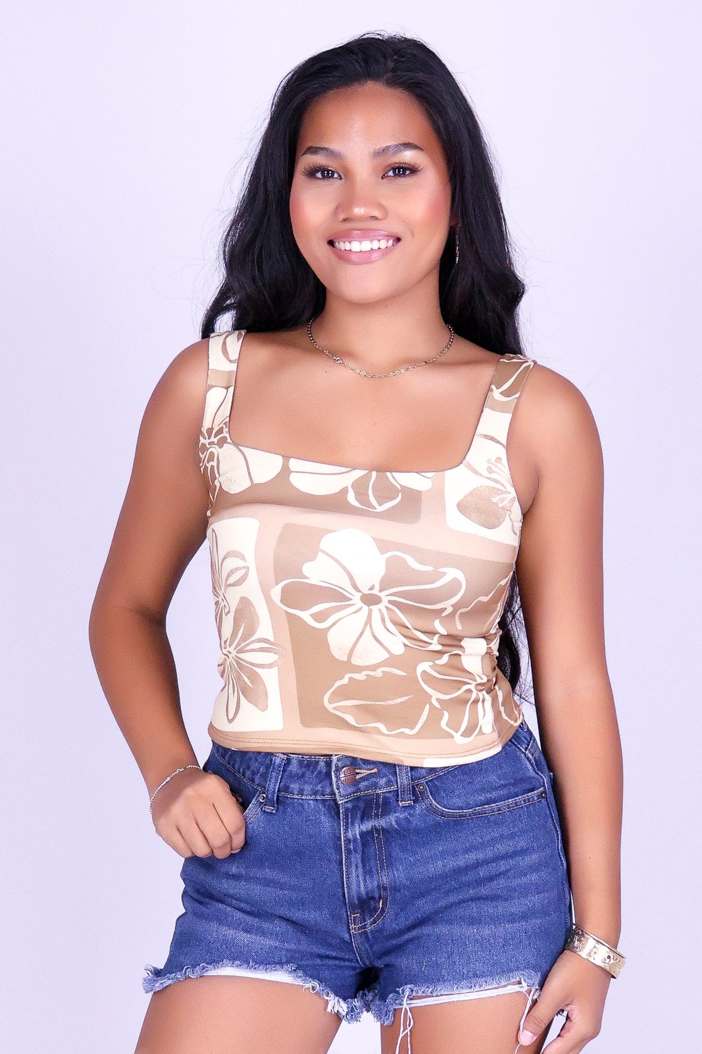 PUA STAMP SQUARE NECK TOP