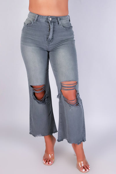 Jeans Warehouse Hawaii - DENIM CAPRIS - FLARE AFFAIR DENIM CAPRI'S | By ZENANA (KC EXCLUSIVE,INC