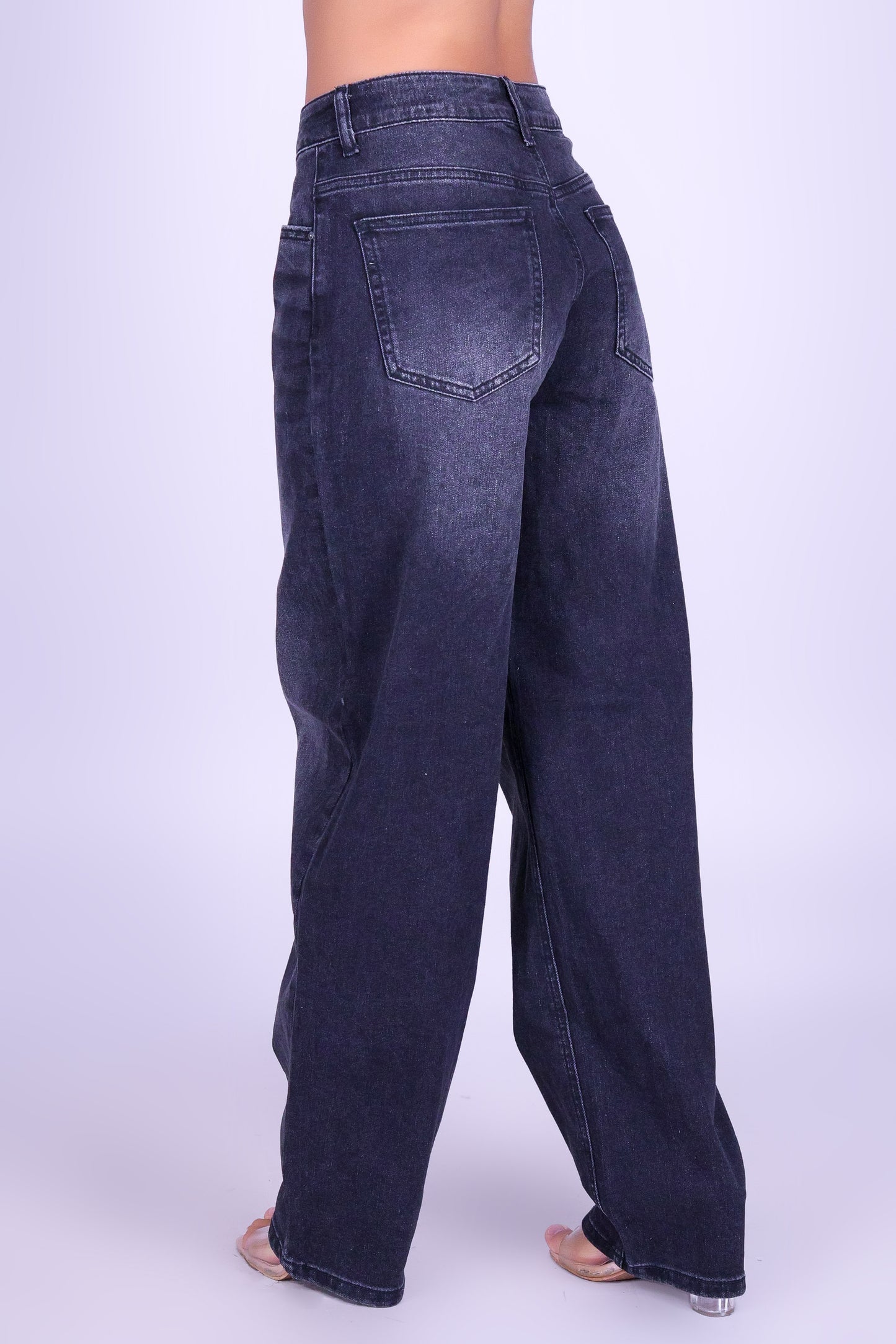 FREE TO BE BAGGY BARREL JEANS