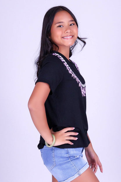 PIKAKE HONOHONO LEI TEE | KIDS SIZE 8-16