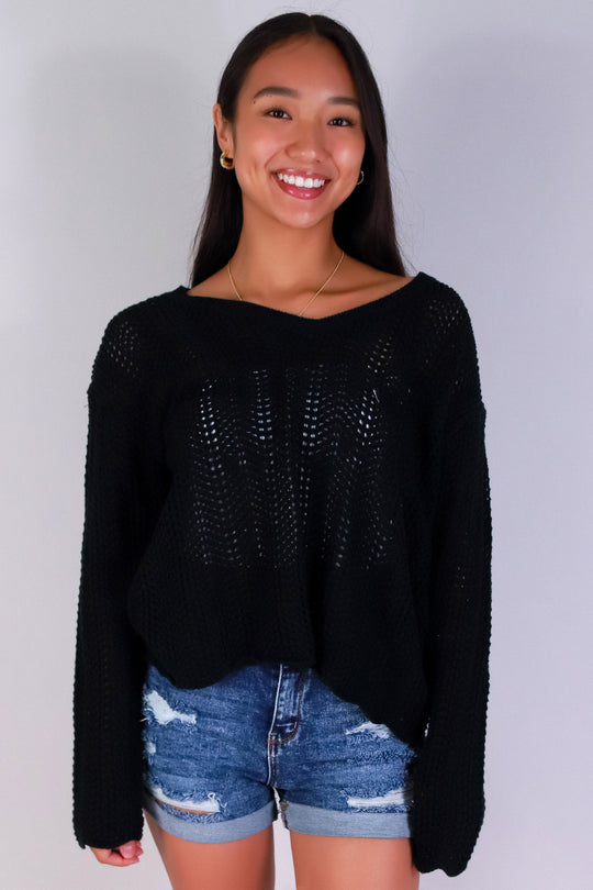 LAID BACK LOOPS SWEATER