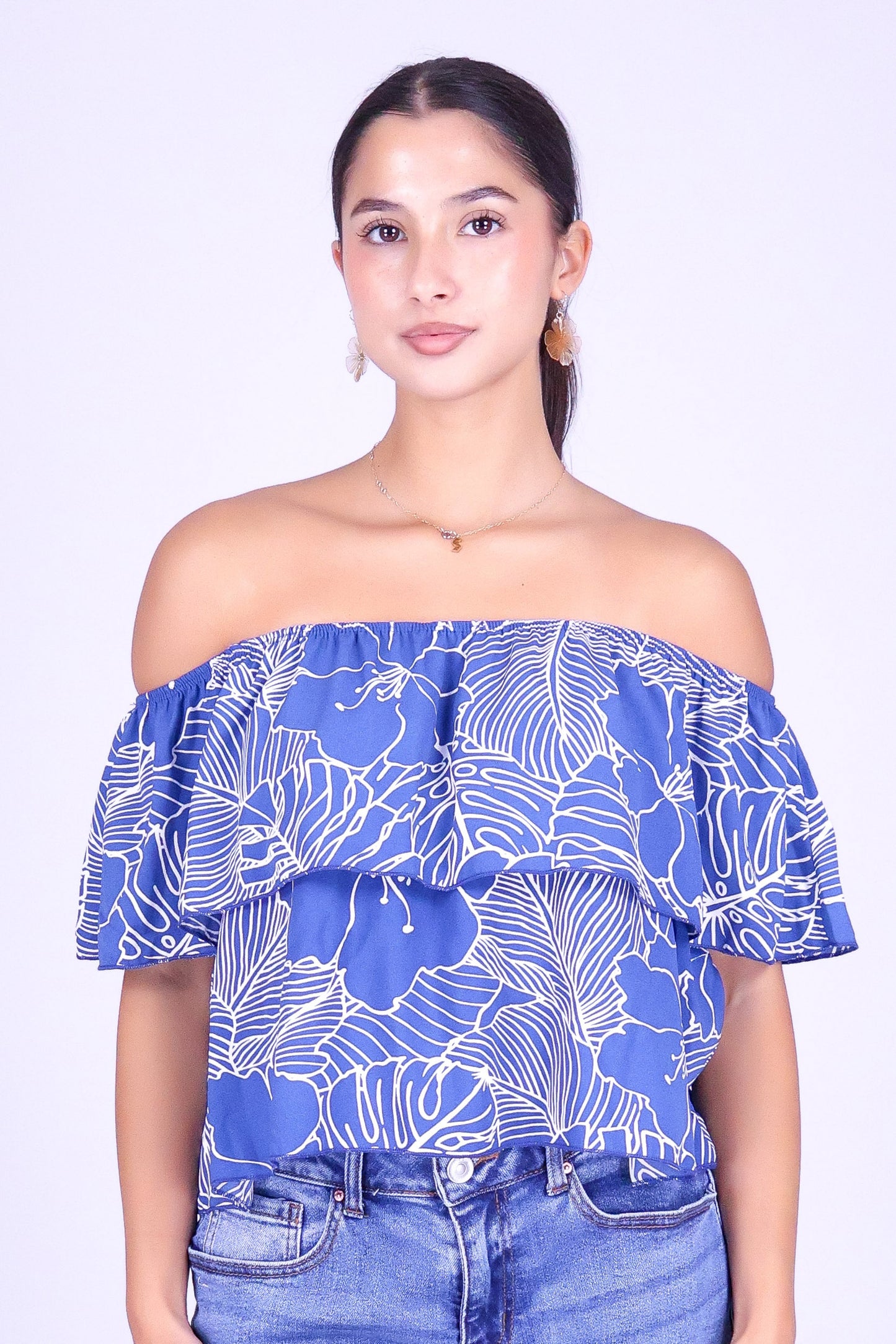 OUTLINE BLOOM OFF SHOULDER TOP