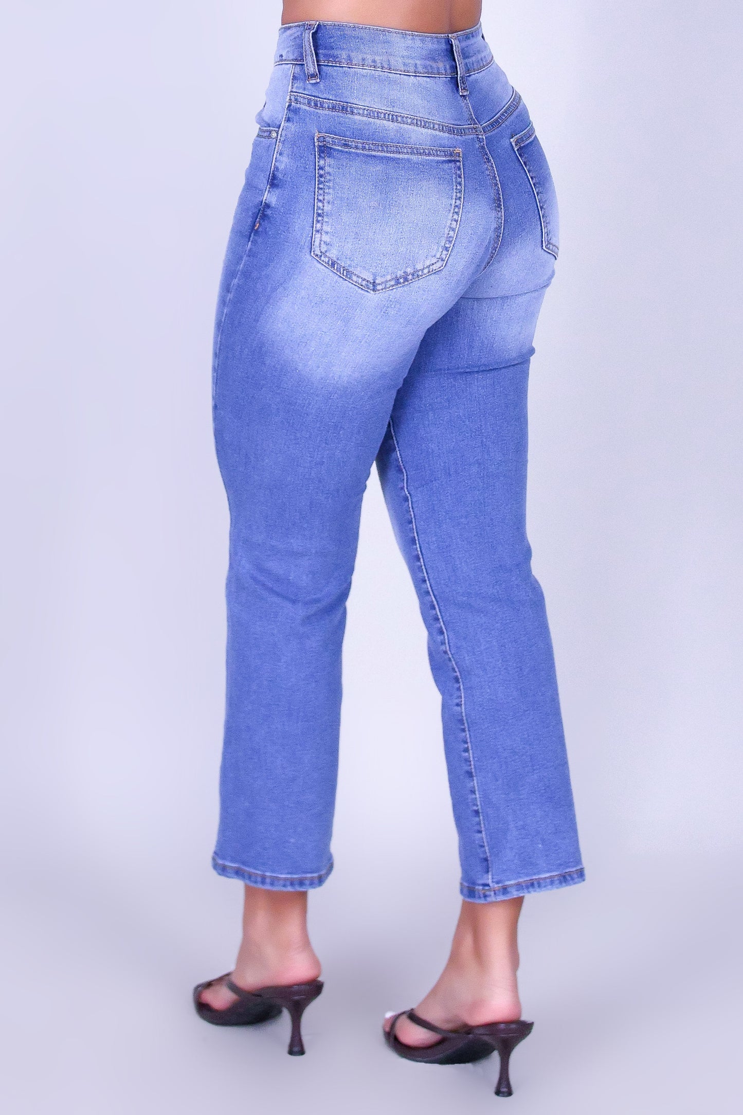 NEVER CHANGING DENIM JEANS