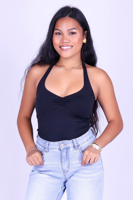 FIRST GLANCE HALTER TOP