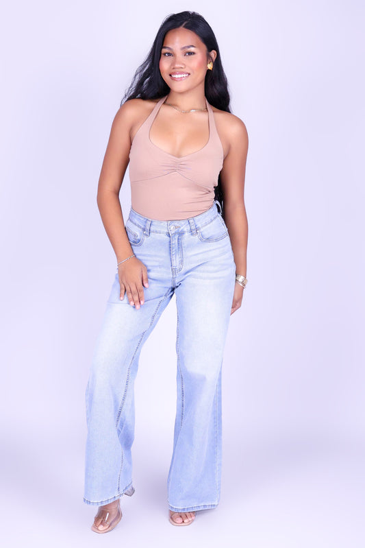 FIRST GLANCE HALTER TOP
