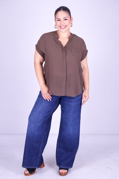 TIMELESS CHARM BLOUSE