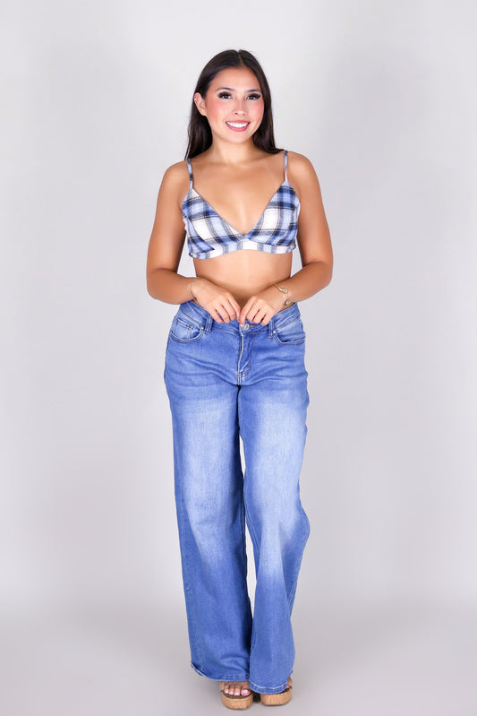 WEEKEND PLAID CROP TOP