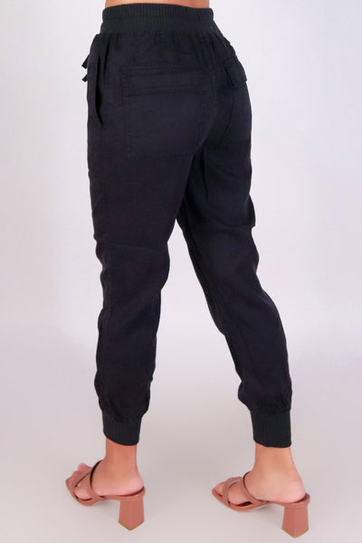 Jeans Warehouse Hawaii - SOLID WOVEN CAPRI'S - POWER STRIDE JOGGER | By ULTIMATE OFFPRICE