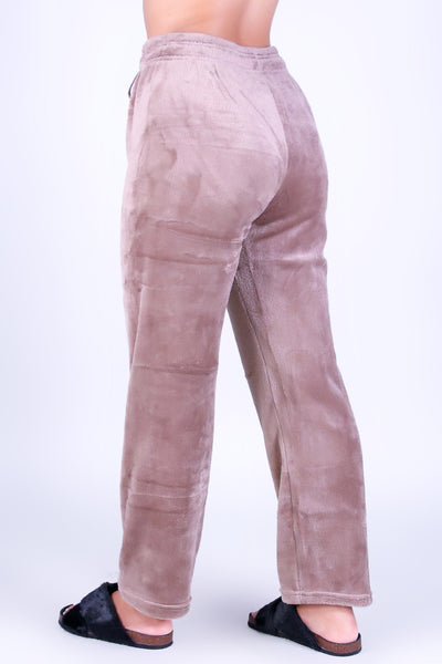 PRETTY PLUSH PANTS