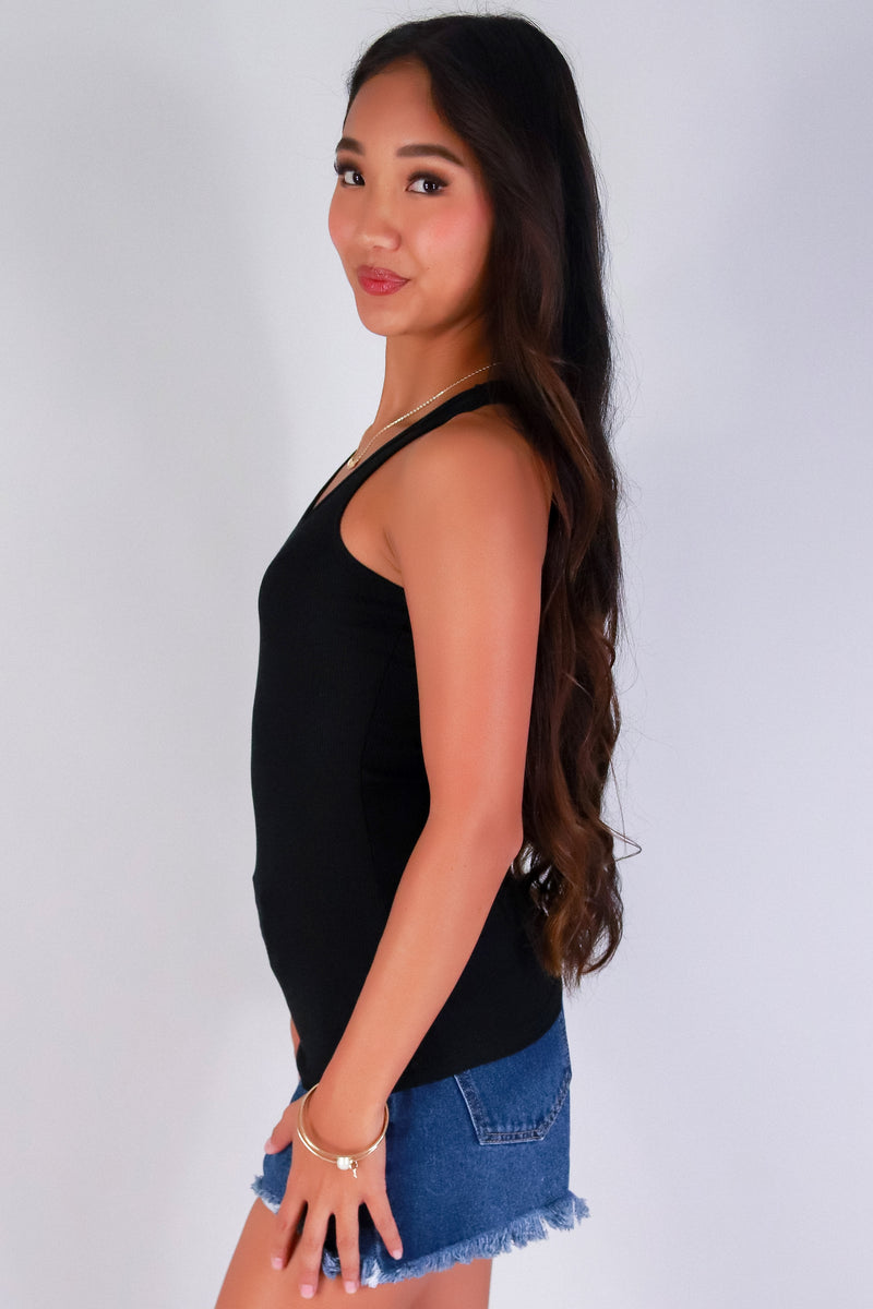 Jeans Warehouse Hawaii - TANK/TUBE SOLID BASIC - CATCH ME LATER TOP | By ACTIVE USA