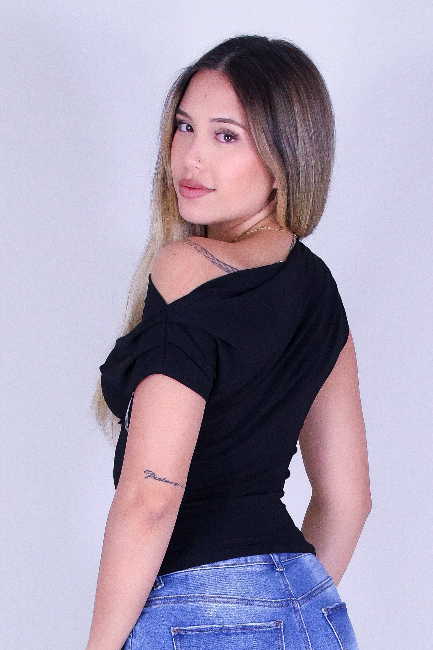 GLOW UP OFF SHOULDER TOP