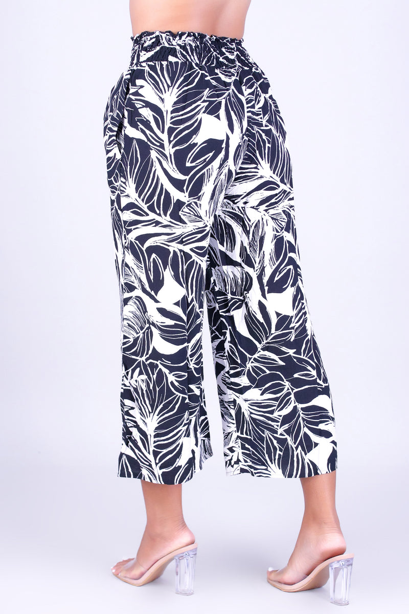 DRAPED IN DESIRE CAPRI&