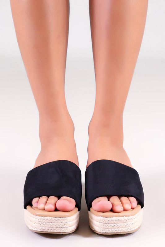 OCEAN BREEZE RAFFIA WEDGES