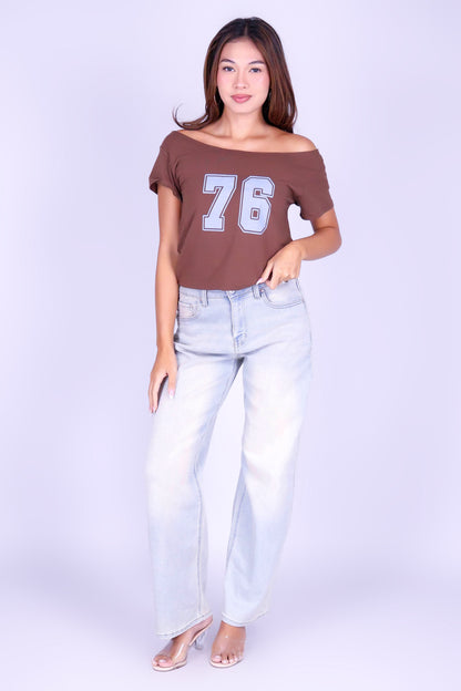 VARSITY OFF SHOULDER TEE