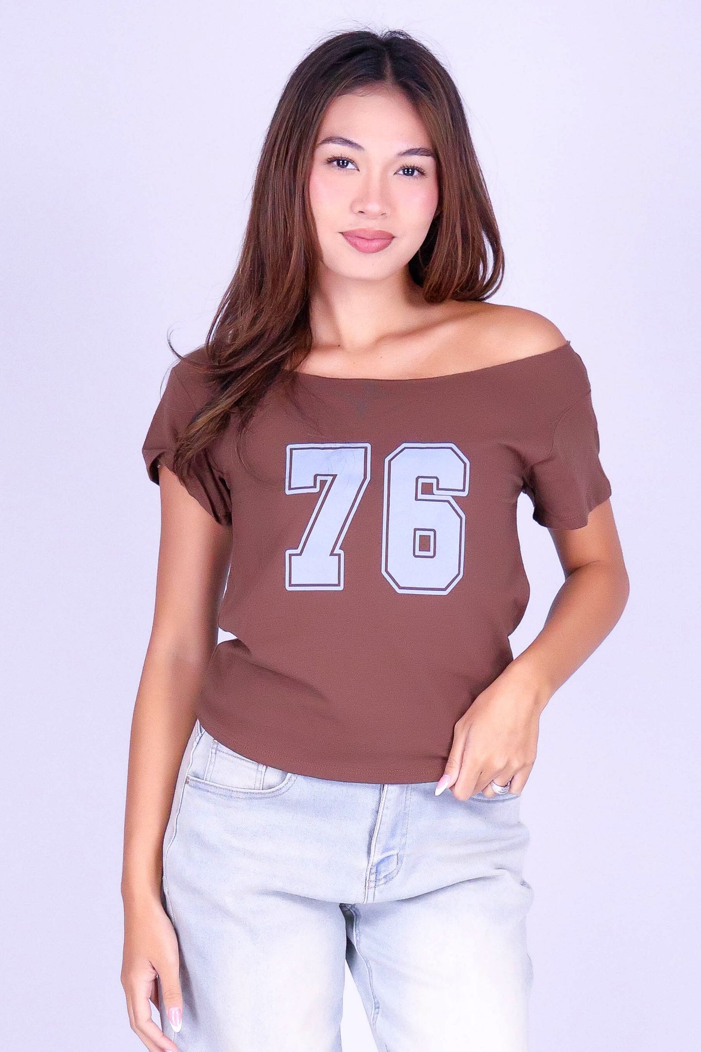 VARSITY OFF SHOULDER TEE