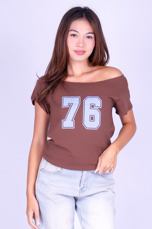 VARSITY OFF SHOULDER TEE