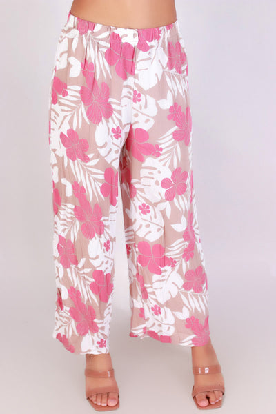 Jeans Warehouse Hawaii - PRINT WOVEN CAPRI'S - TROPICAL CAPRI'S | By LUZ