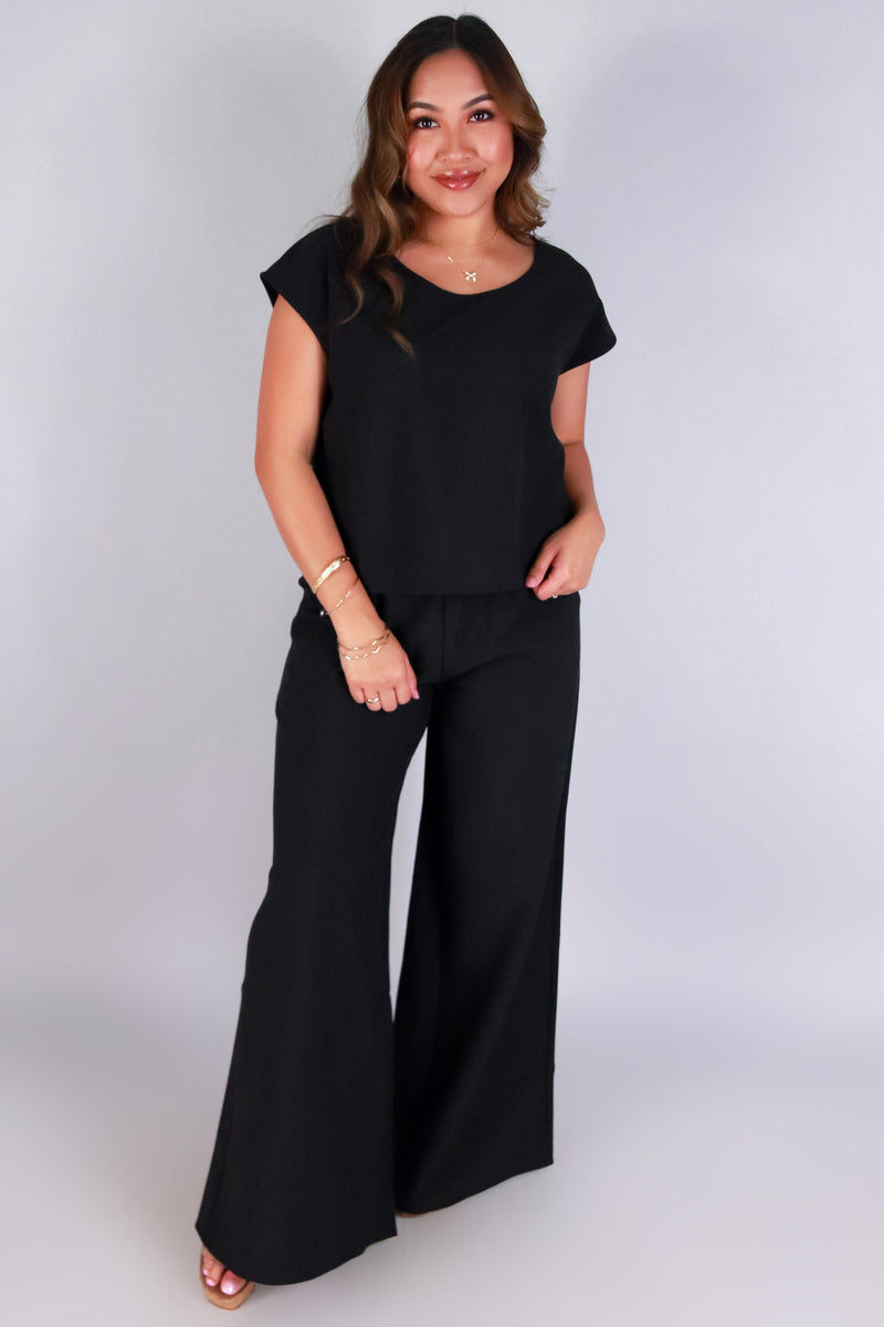 Jeans Warehouse Hawaii - S/S SOLID WOVEN TOPS - SET THE TONE TOP | By OLIVE & CO
