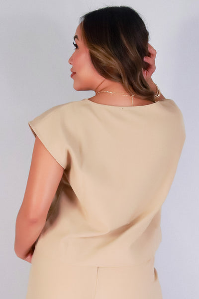 Jeans Warehouse Hawaii - S/S SOLID WOVEN TOPS - SET THE TONE TOP | By OLIVE & CO