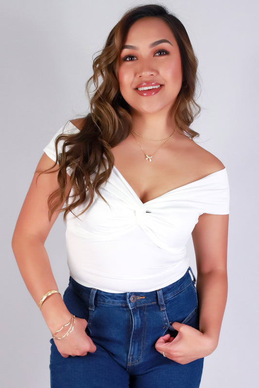 Jeans Warehouse Hawaii - S/S SOLID KNIT TOPS - TOP PRIORITY BODYSUIT | By OLIVE & CO