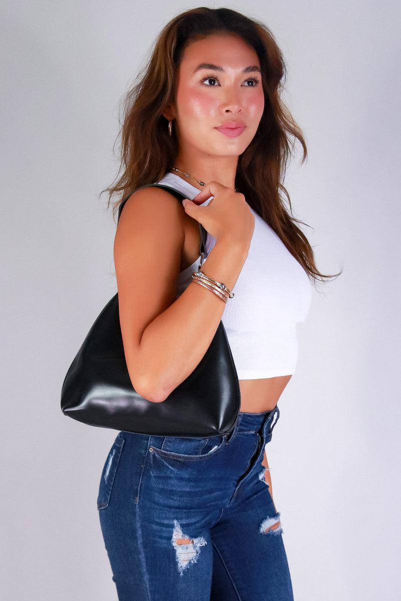 Jeans Warehouse Hawaii - HANDBAGS - BASIC ZIP SHOULDER BAG | By GREENWELL PROMOTIONS LTD