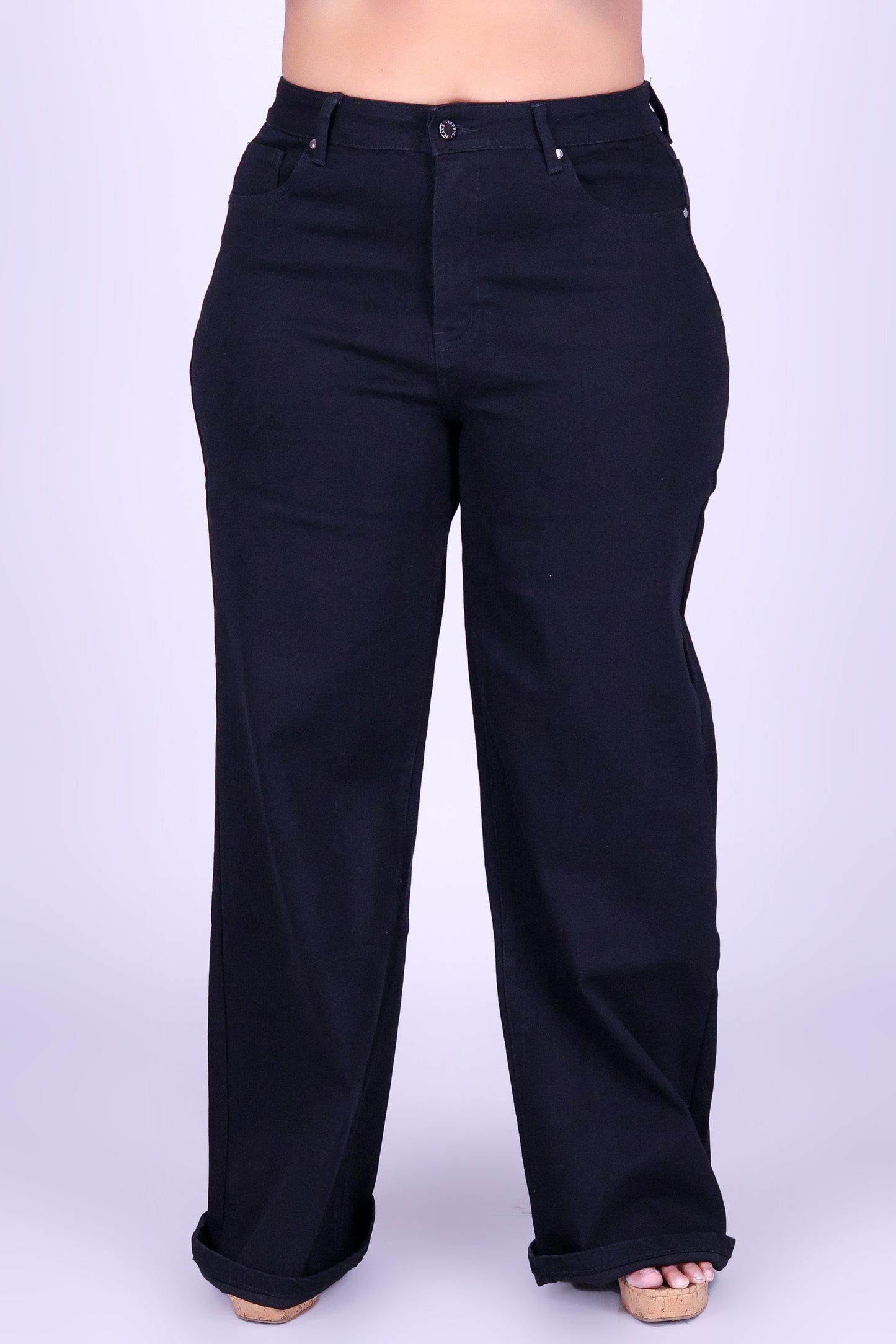SIGNATURE STRAIGHT DENIM JEANS