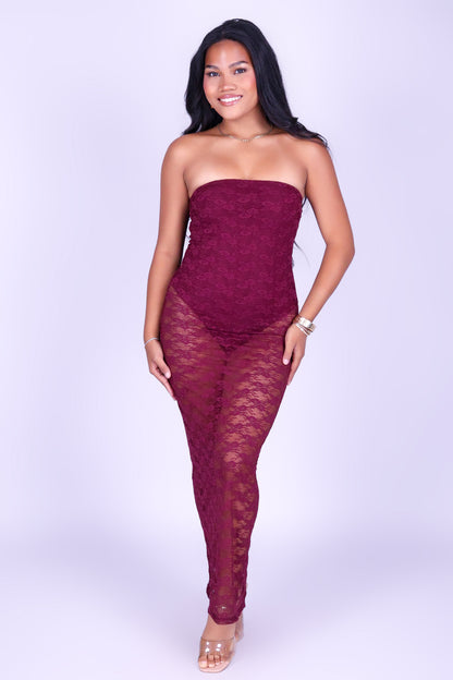LOVER'S LACE MAXI DRESS