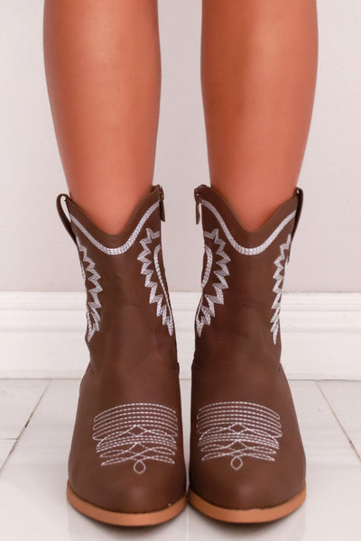 Jeans Warehouse Hawaii - BOOTS - LOVIN' YOU IS FUN COWBOY BOOT | By FOREVER LINK