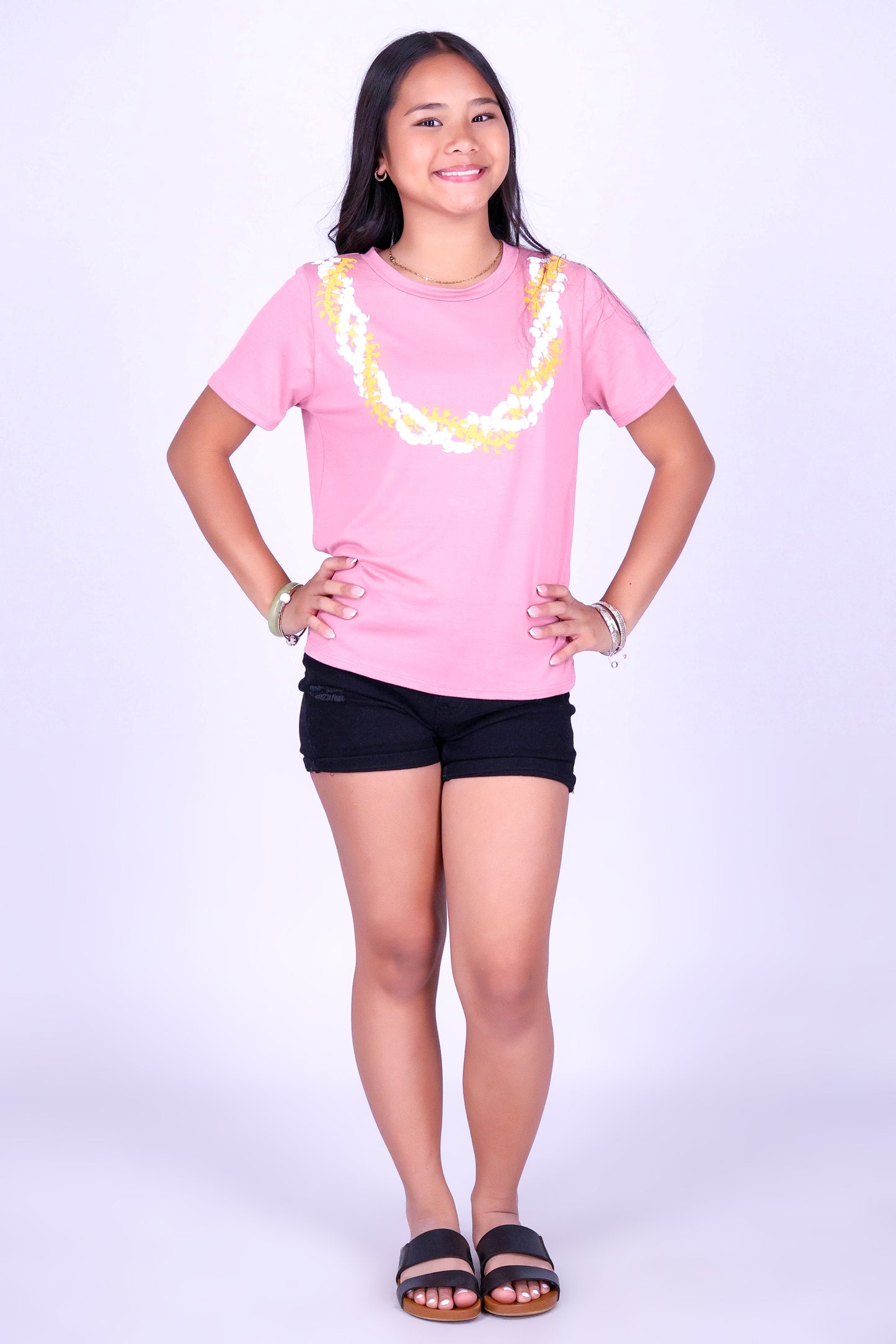 TWISTED PUAKENIKENI PIKAKE LEI TEE | KIDS SIZE 2-16