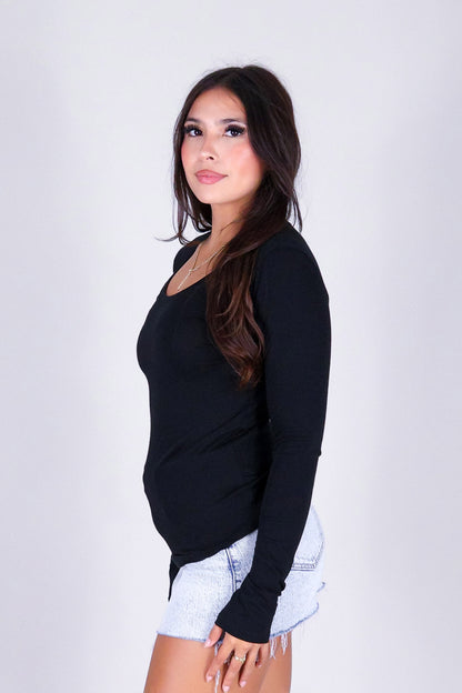 HOLD THAT THOUGHT LONG SLEEVE TOP