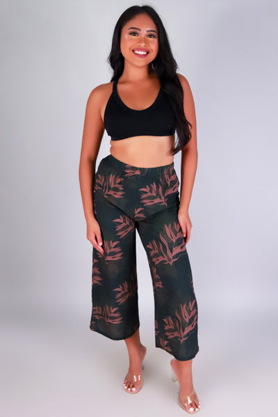 Jeans Warehouse Hawaii - PRINT WOVEN CAPRI'S - ULU CAPRI'S | By LUZ