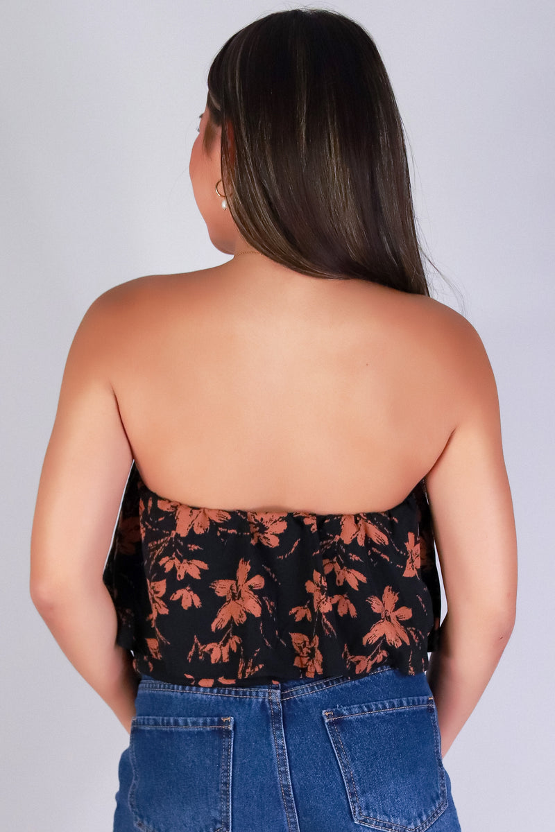 FLUTTER CHIC TUBE TOP