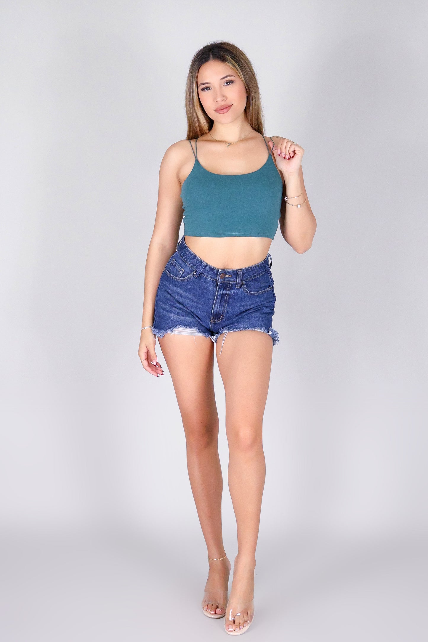 STICK TO THE BASICS CROP TOP