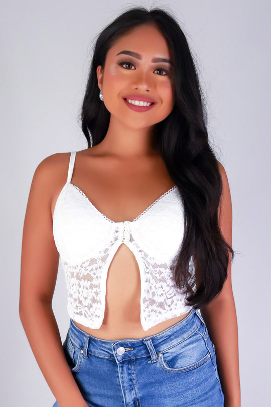 LACE ESCAPE FLYAWAY TOP