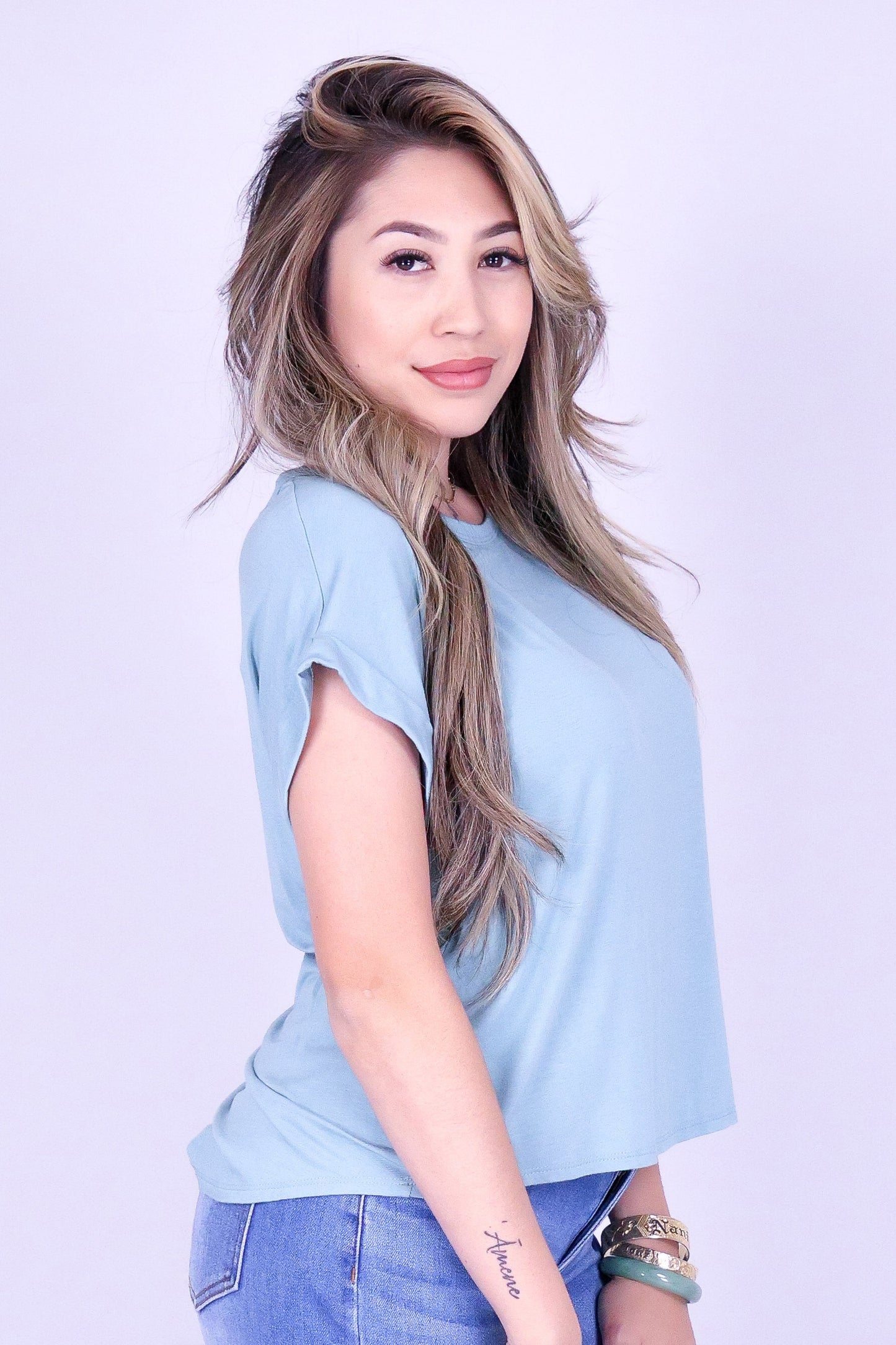 MODERN MUSE TEE