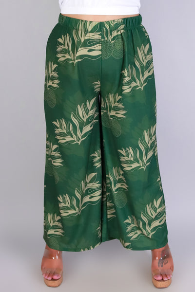 Jeans Warehouse Hawaii - PLUS PRINT WOVEN CAPRI'S - ULU CAPRI'S | By LUZ