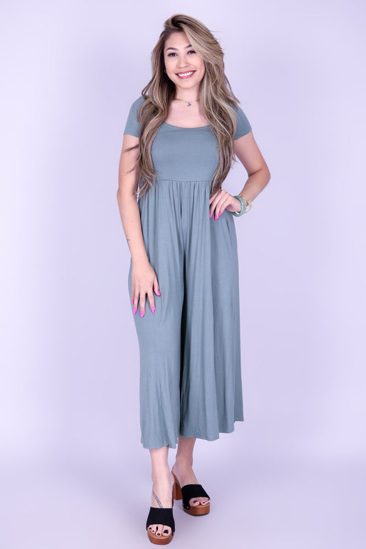 THE EFFORTLESS JUMPSUIT