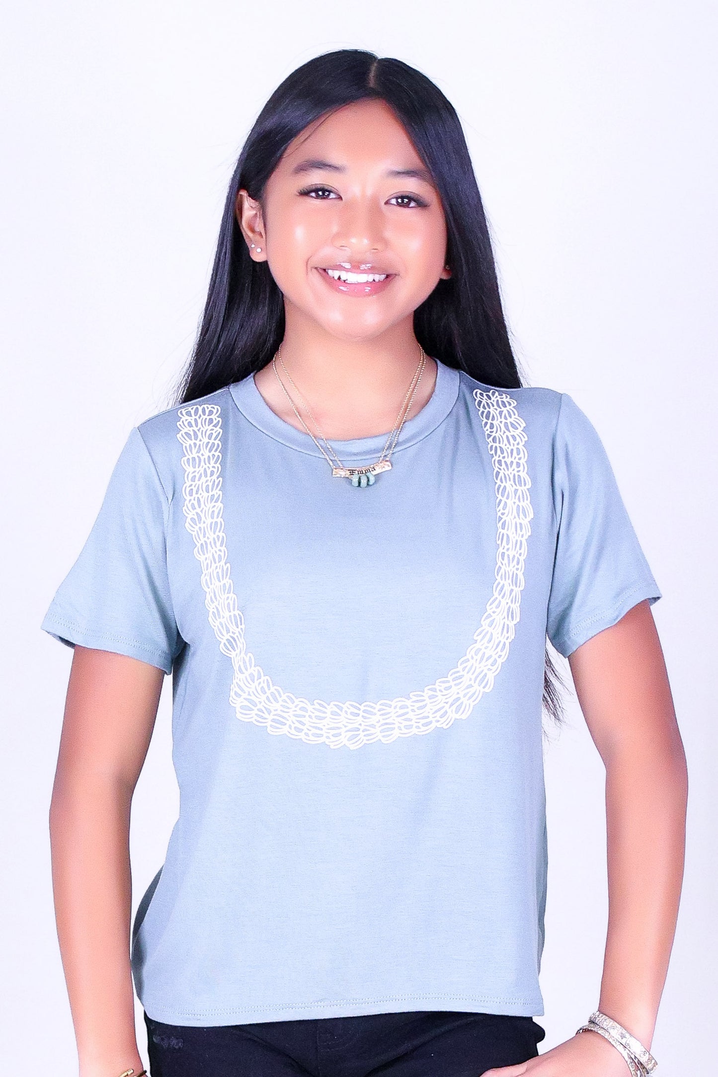 OUTLINE PIKAKE LEI TEE | KIDS SIZE 2-16