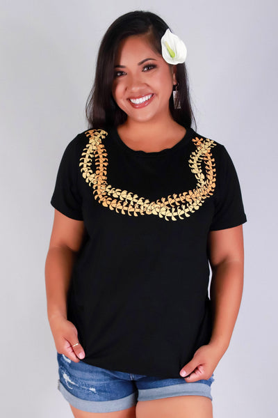 Jeans Warehouse Hawaii - PLUS S/S SCREENS - PUAKENIKENI 2 STRAND LEI TEE | By LUZ