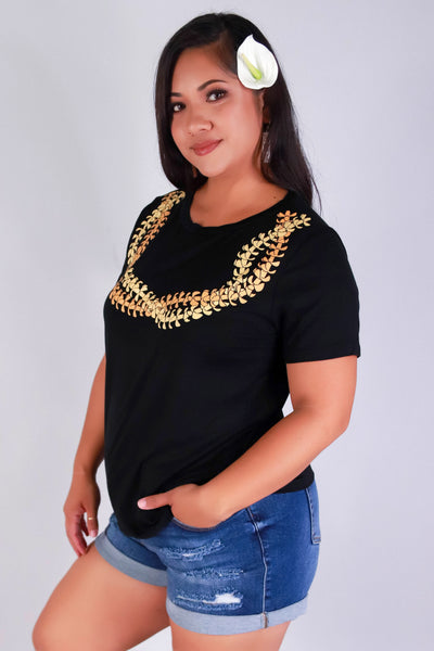 Jeans Warehouse Hawaii - PLUS S/S SCREENS - PUAKENIKENI 2 STRAND LEI TEE | By LUZ