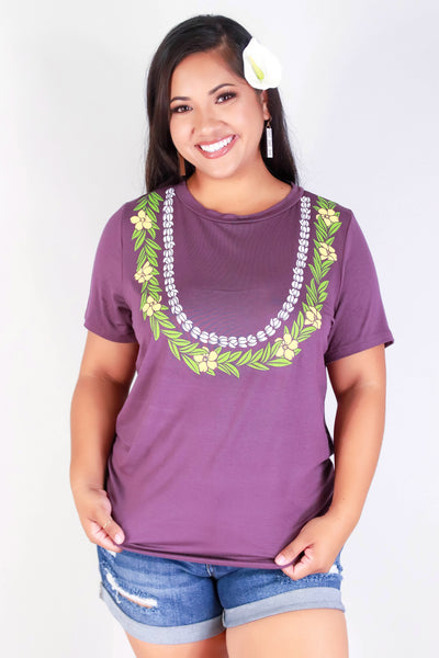 Jeans Warehouse Hawaii - PLUS S/S SCREENS - MAILE PUA LEI TEE | By LUZ